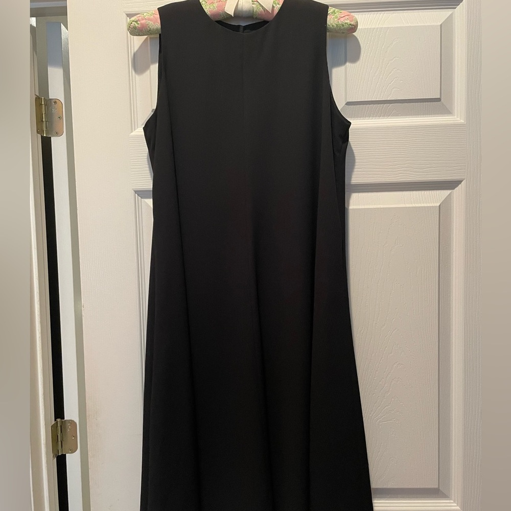 Jones of NY black crepe dress with button detail back